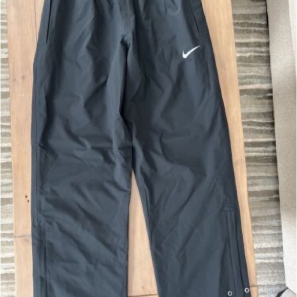 NWT NIKE Storm-Fit Waterproof Mens Training Pants. Color Black. - Picture 2 of 6